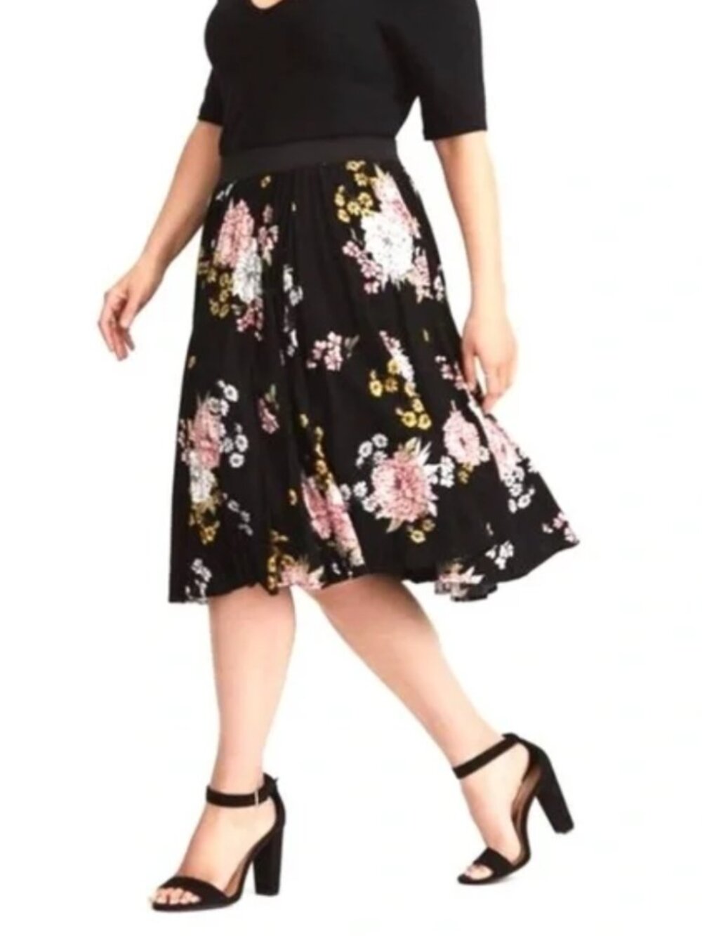 Floral skirt with slight volume